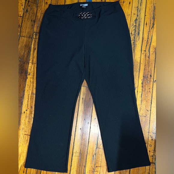 🆂🅾🅻🅳! Essentials Black Ribbed Ladies Pants - Picture 4 of 8